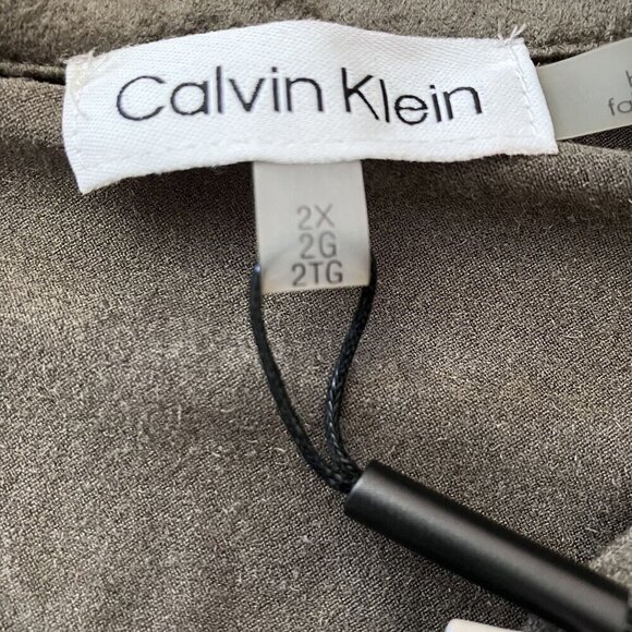 Calvin Klein NWT Ruched Button-up Shirt Caper (Olive Green) Size 2X - Picture 6 of 10